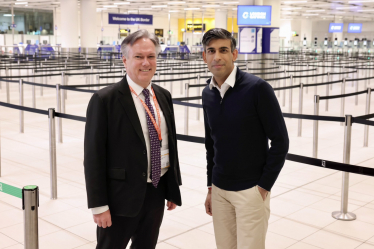 Henry Smith MP welcomes Prime Minister to Gatwick Airport to meet Border Force Officers and highlight Importance of Aviation to Economic Growth