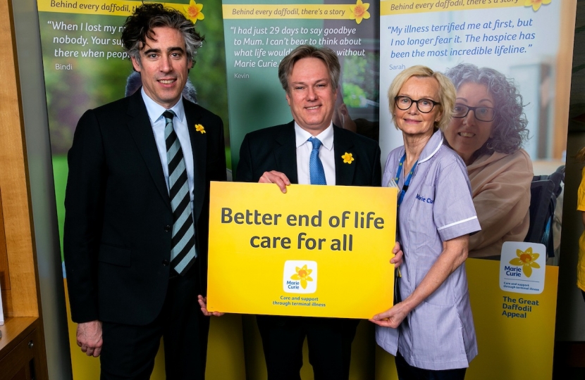 Henry Smith MP and Stephen Mangan Launch Marie Curie Great Daffodil Appeal