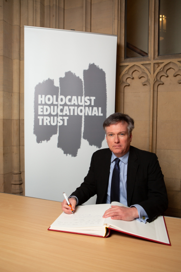 Henry Smith MP signs Holocaust Educational Trust Book of Commitment marking 78 years since the Liberation of the Concentration Camps
